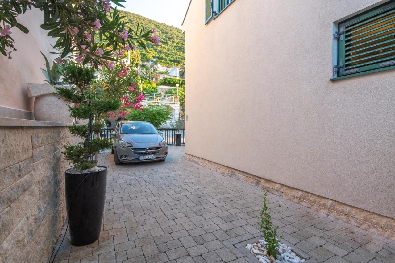 Apartment Gracija Trpanj Eksteriør billede